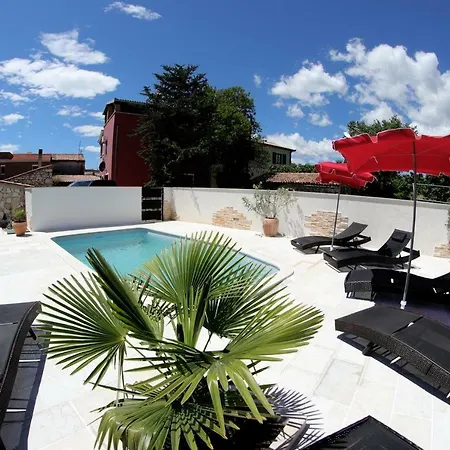 - House Sunshine Mit Pool Und Aussicht Villa *